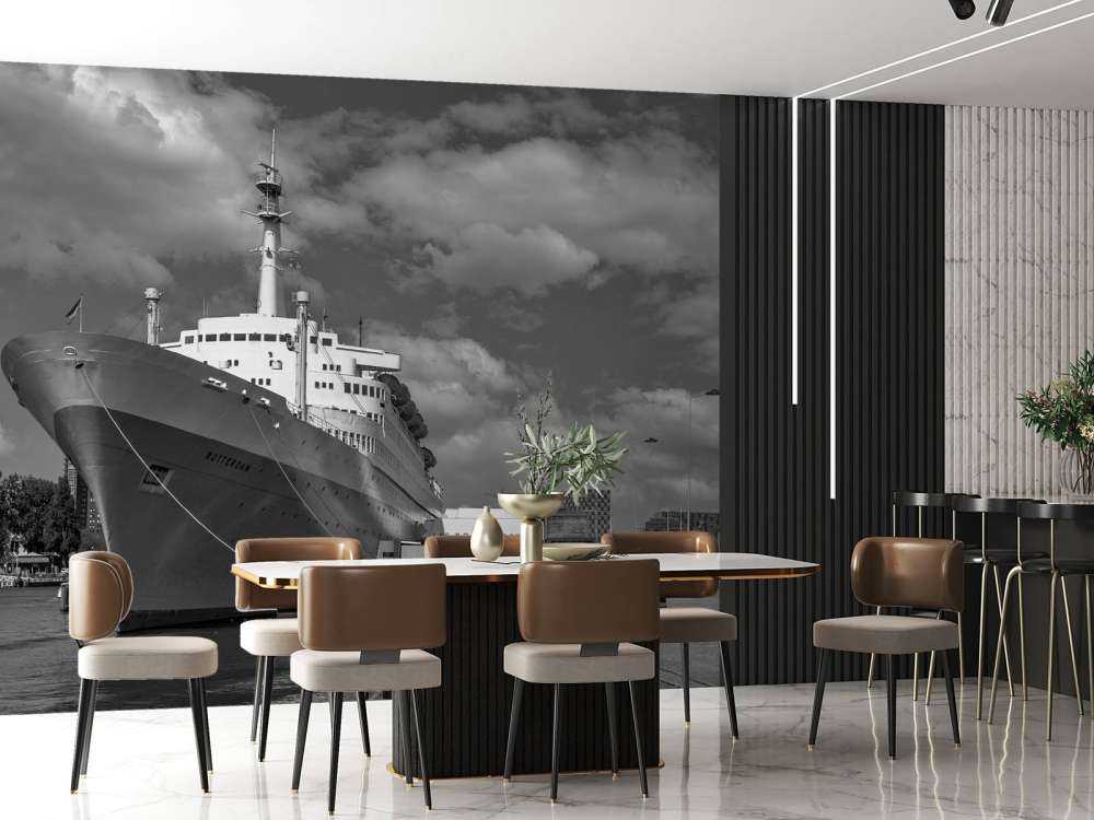 Ehemaliges Dampfschiff SS Rotterdam in schwarz-weiß  